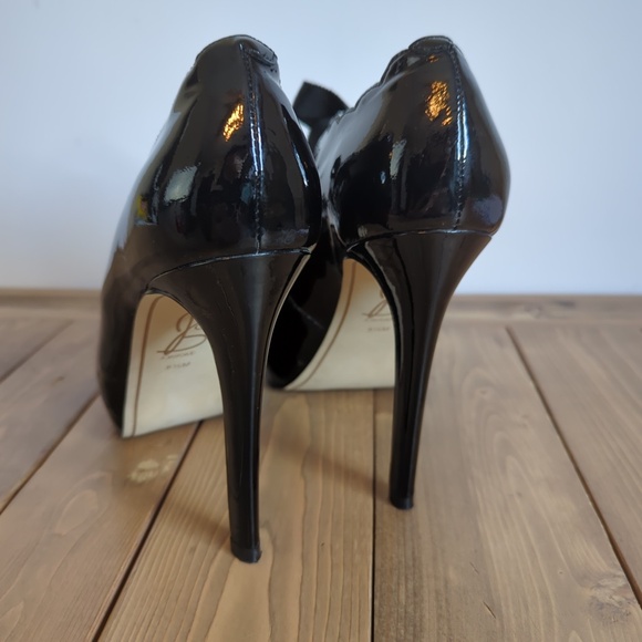 Black Patent Leather Tear Drop Scalloped Edge Open Toe Heels - Picture 7 of 12